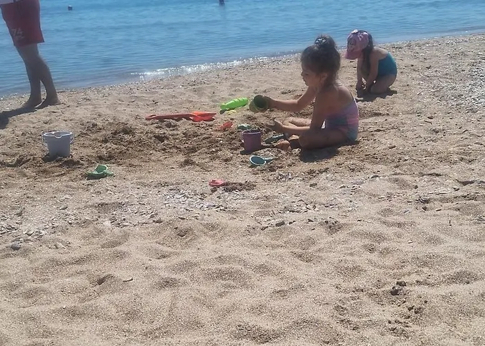 Garsoniera Maria Alezzi Apartman Năvodari