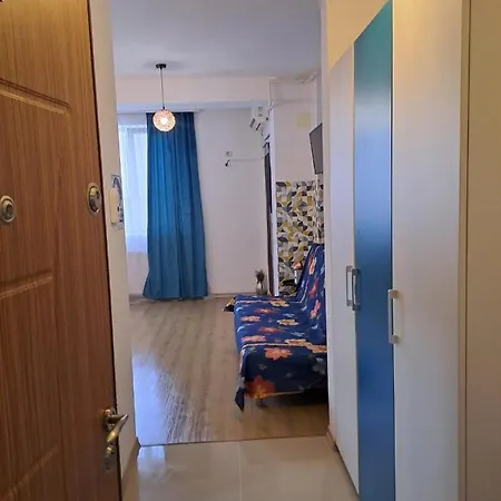 Apartment Garsoniera Maria Alezzi Navodari