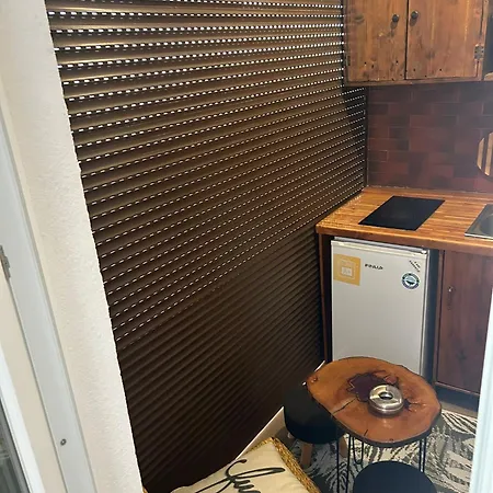 Garsoniera Maria Alezzi *